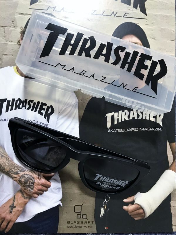 THRASHER サングラス PLANET プラネット ブラックxスモーク偏光レンズ